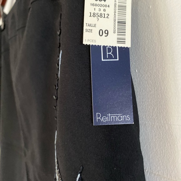 Black Skirt with accents - Picture 5 of 5